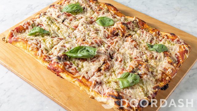 Vegan Margherita pizza